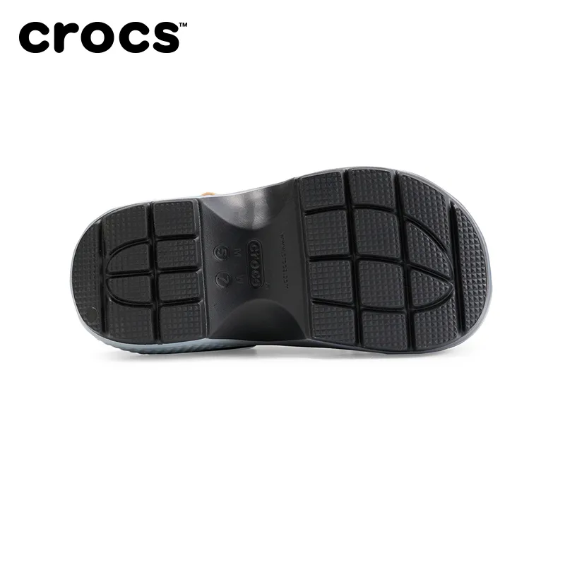 lost in echo x Crocs雪屋珍珠暖棉绒绒洞洞鞋